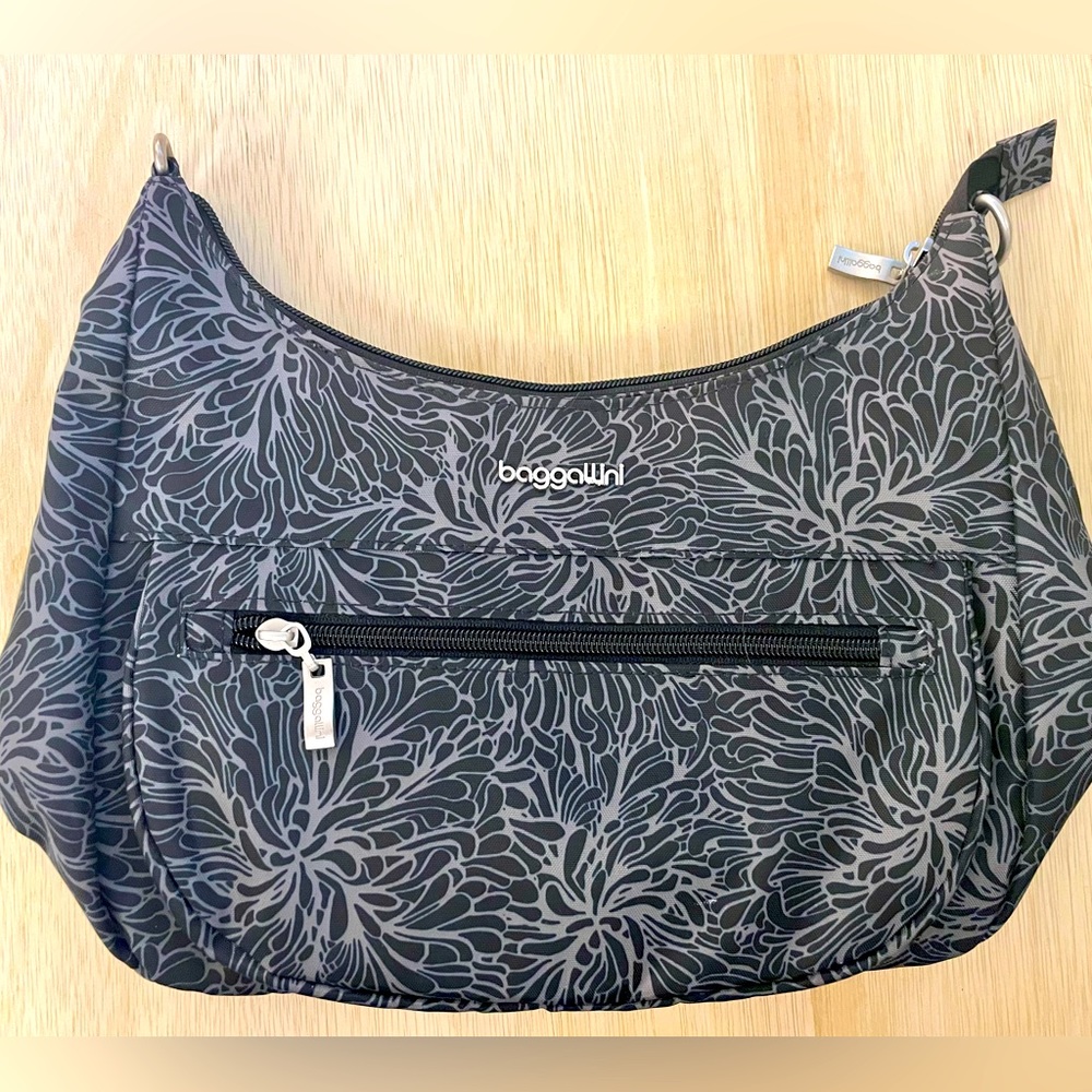 Baggallini Modern Pocket Half Moon Bag | Color: Midnight Blossom